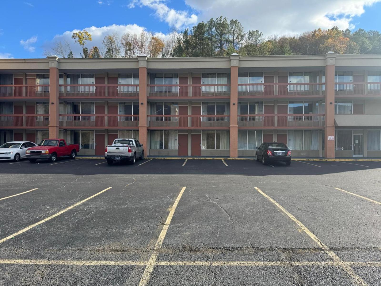 Oyo Hotel Harriman Near I-40 المظهر الخارجي الصورة