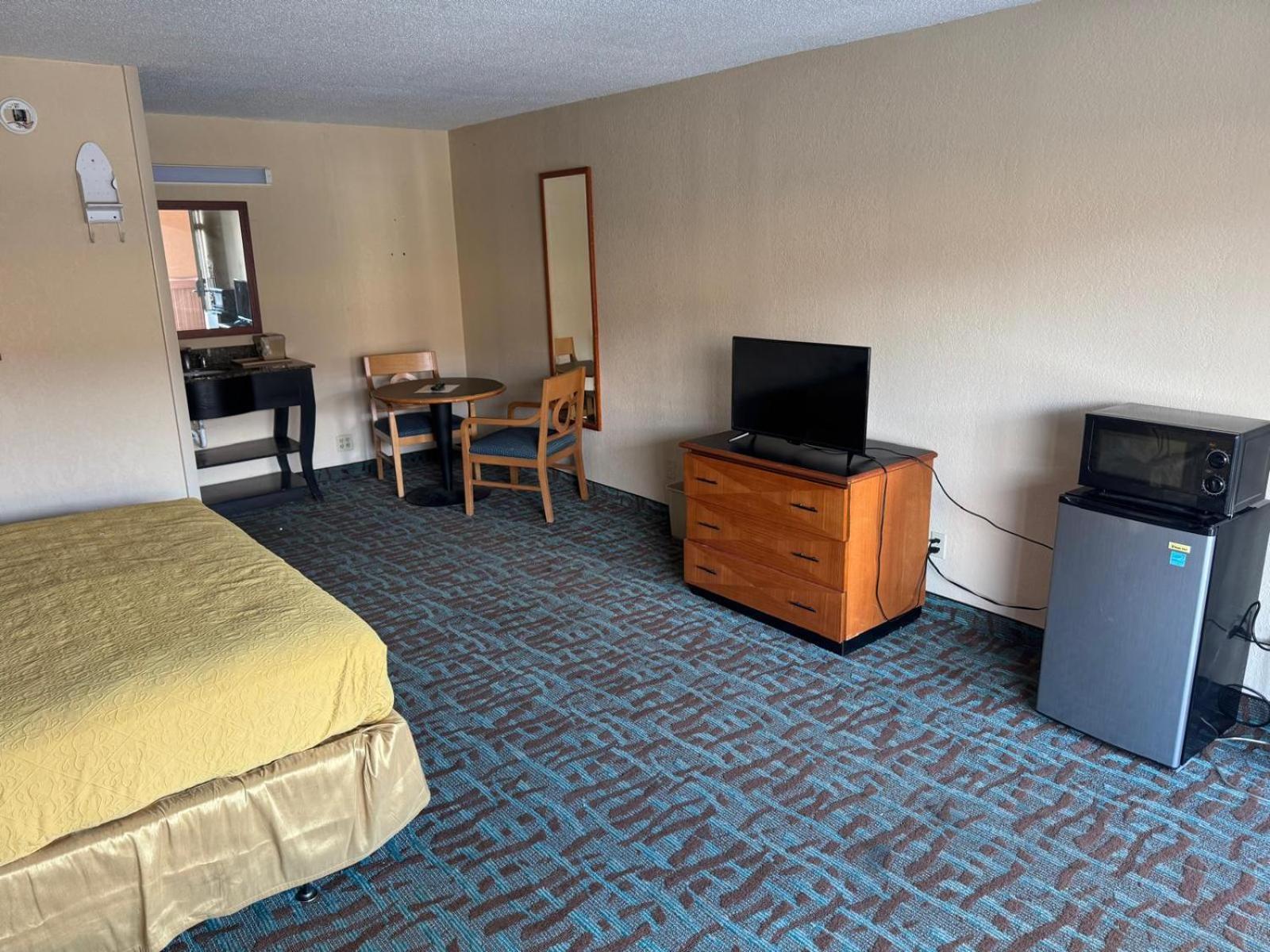 Oyo Hotel Harriman Near I-40 المظهر الخارجي الصورة