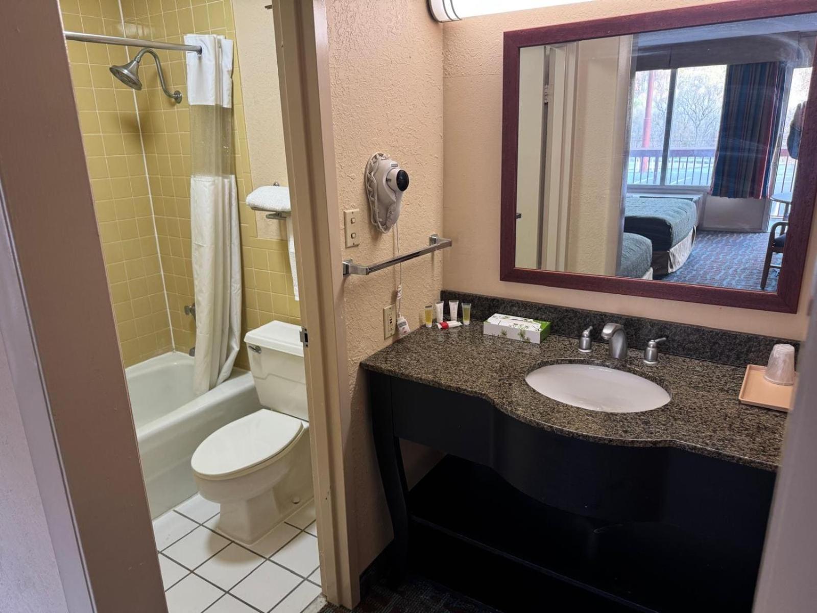 Oyo Hotel Harriman Near I-40 المظهر الخارجي الصورة