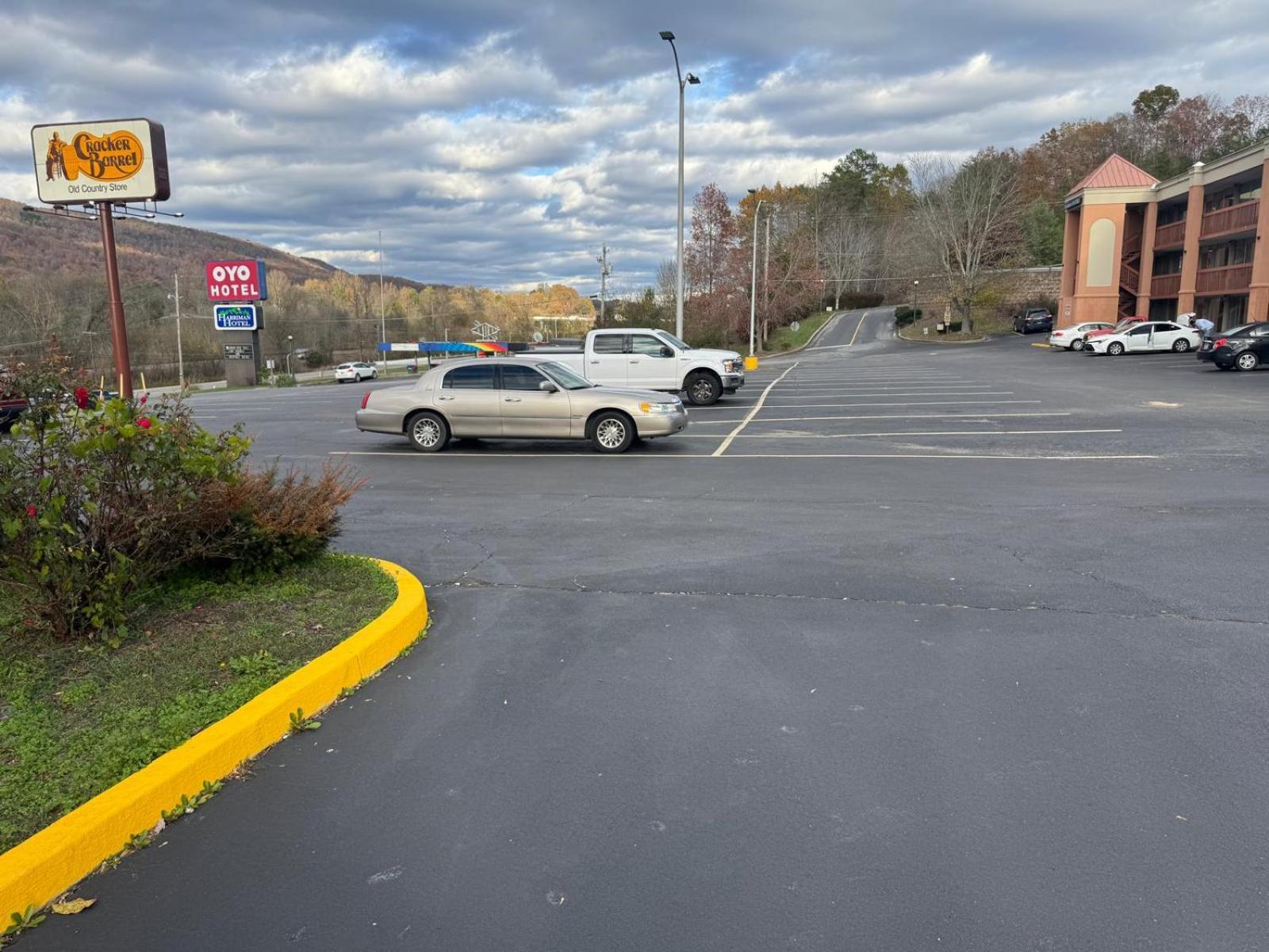 Oyo Hotel Harriman Near I-40 المظهر الخارجي الصورة